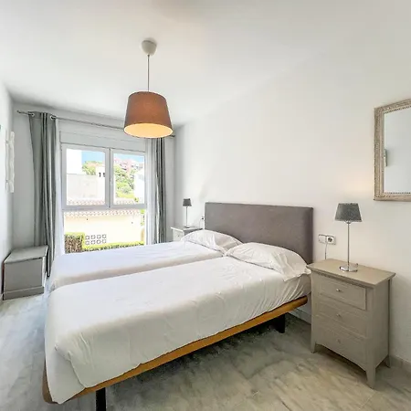 Hanami El Coral Apartment Estepona