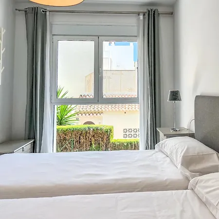 Hanami El Coral شقة *