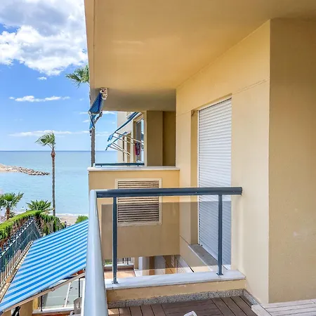 Hanami El Coral شقة