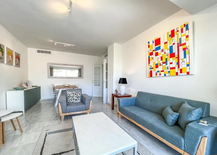 Hanami El Coral Estepona